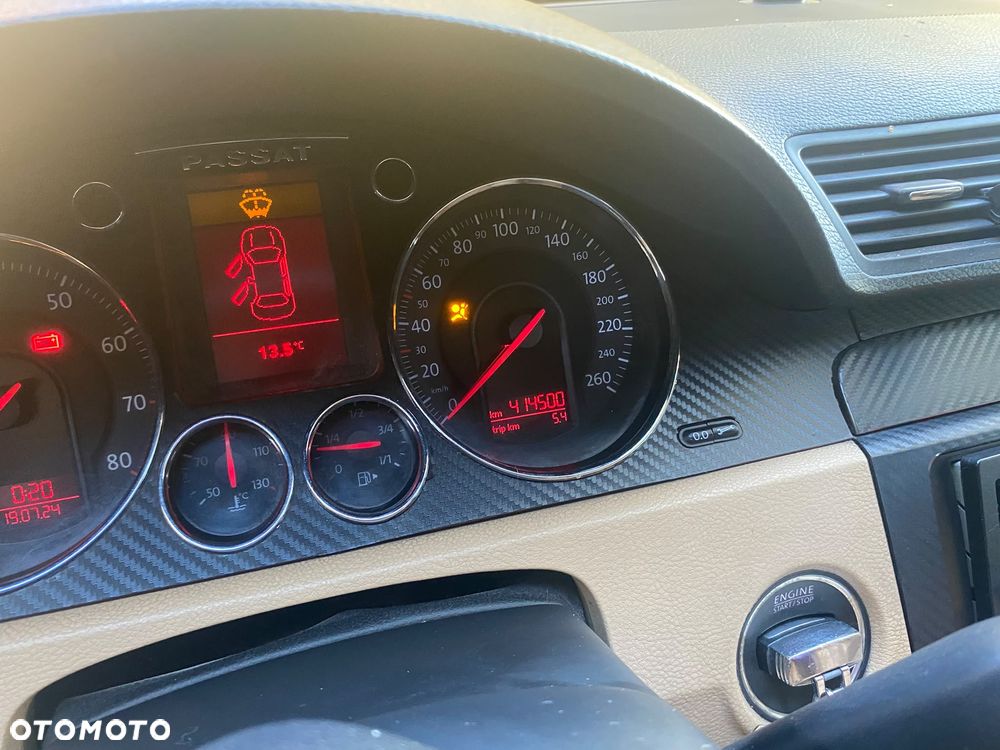 Volkswagen Passat - 14
