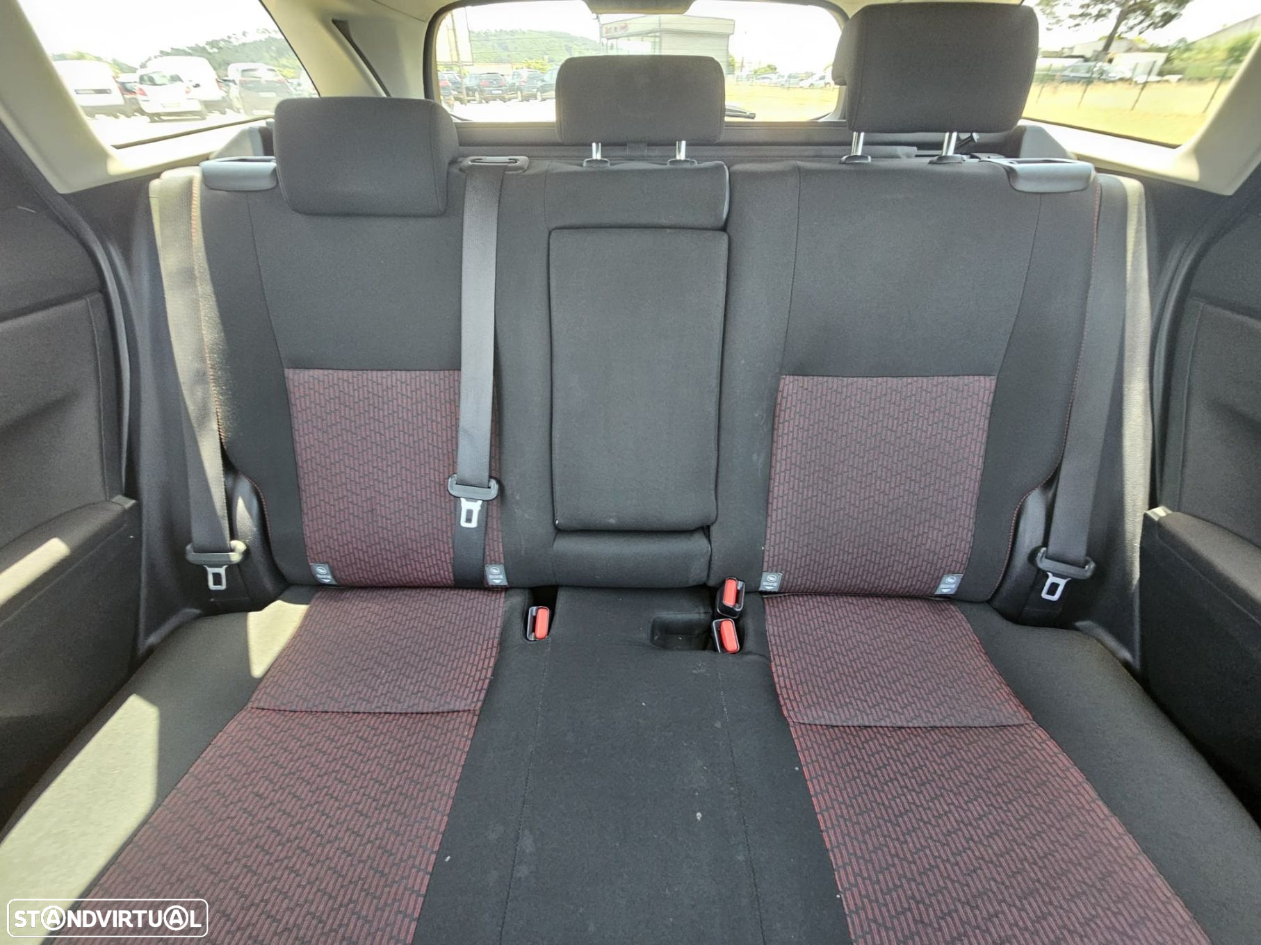 Toyota Auris Touring Sports 1.4 D-4D Comfort - 22