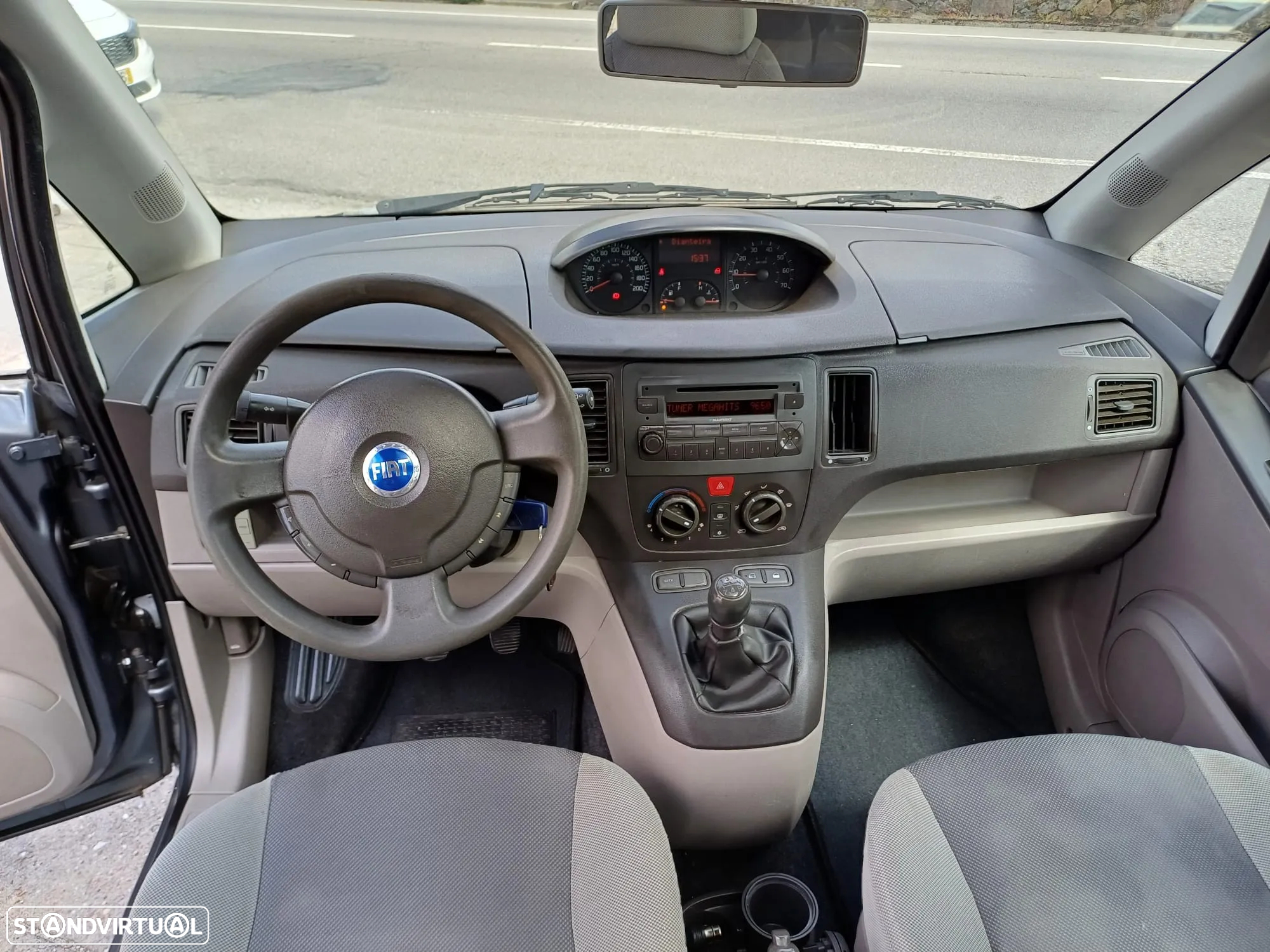 Fiat Idea 1.2 16V Dynamic - 8