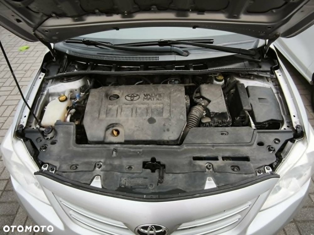 Toyota Corolla 1.6 Luna - 14