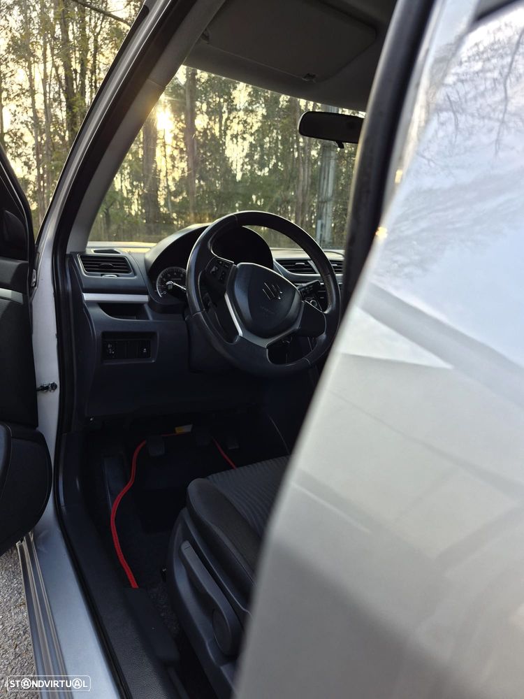 Suzuki Swift - 10