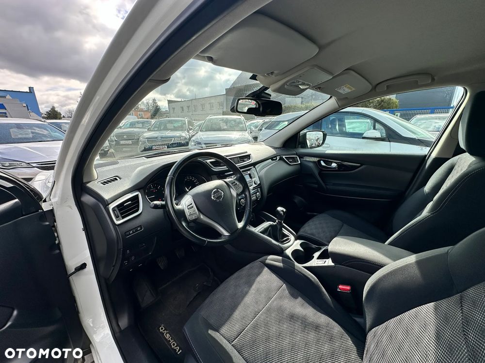 Nissan Qashqai 1.5 dCi DPF acenta - 10