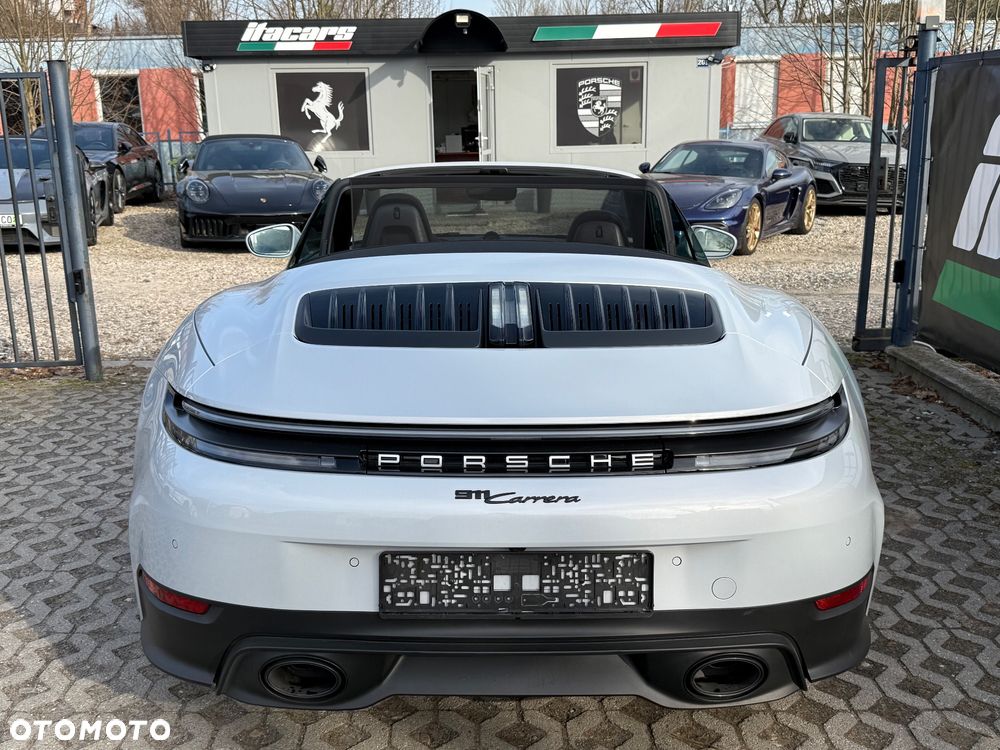 Porsche 911 Carrera PDK - 15