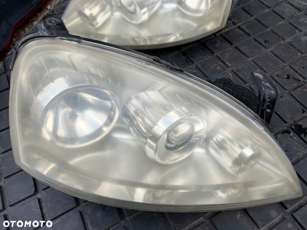 Opel Corsa C REFLEKTORY LAMPY LEWY PRAWY PRZÓD SOCZEWKA OE 0096726 13100535 13100536 - 2