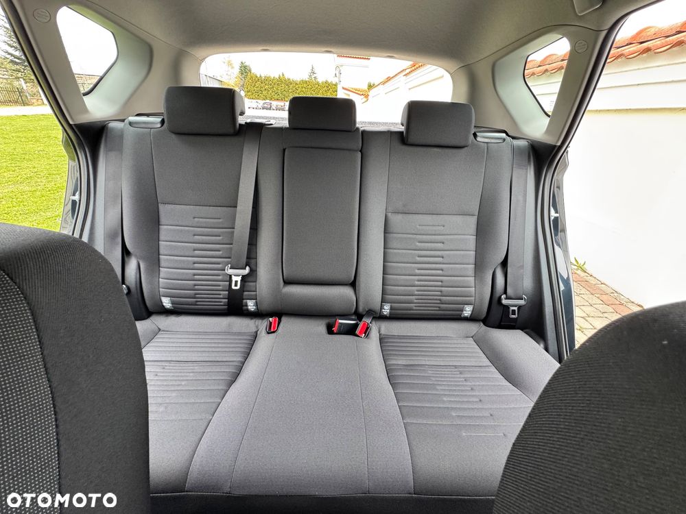 Toyota Auris - 23