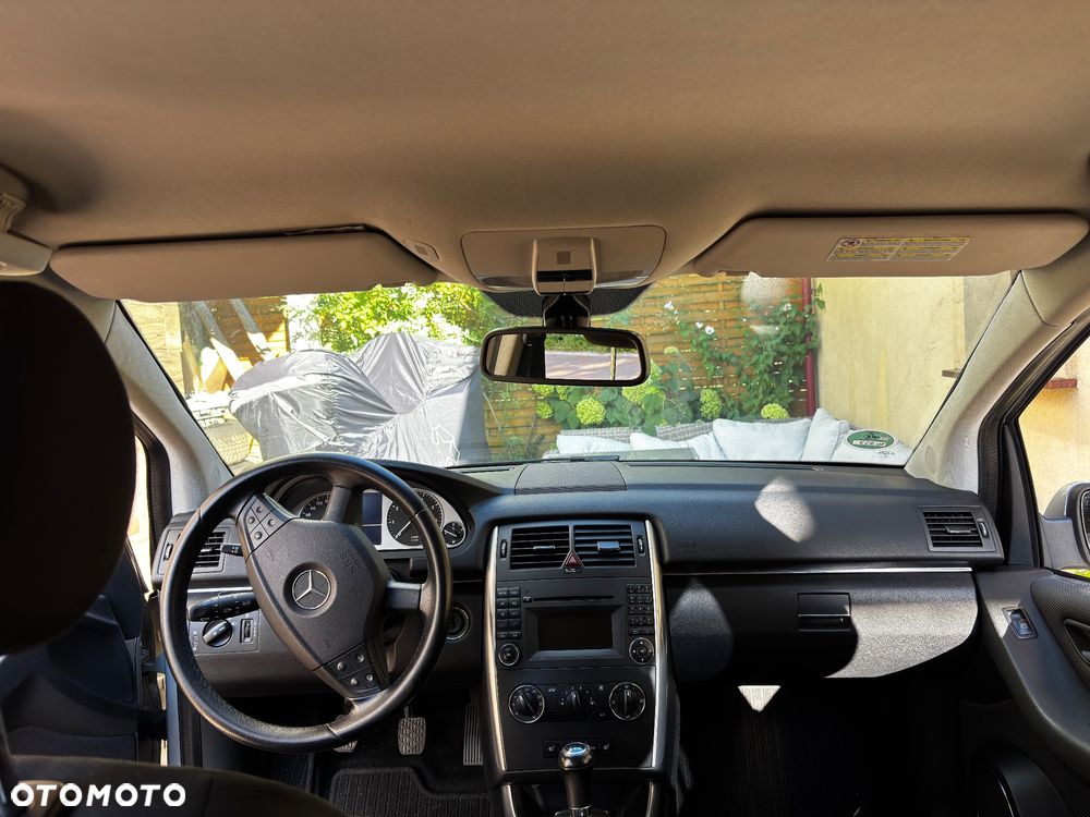 Mercedes-Benz Klasa B 180 BlueEFFICIENCY - 8
