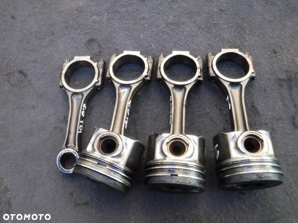 Vw Golf V A3 2.0 TDI BRE BLB tlok korbowod tloki - 1