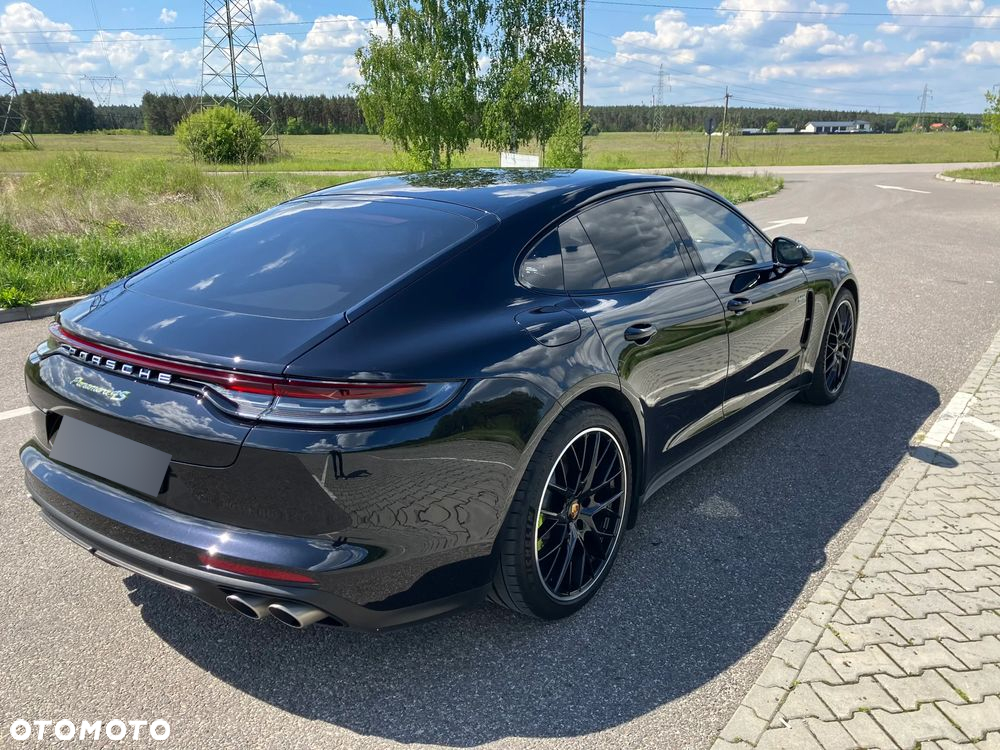Porsche Panamera - 3