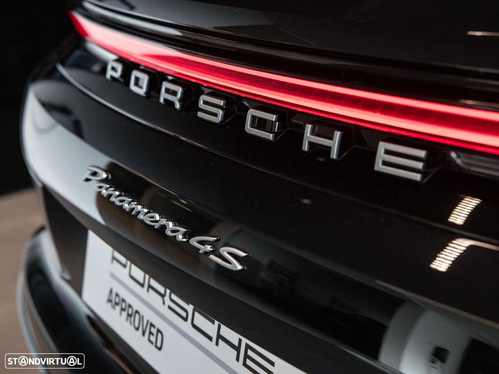 Porsche Panamera 4S E-Hybrid - 14