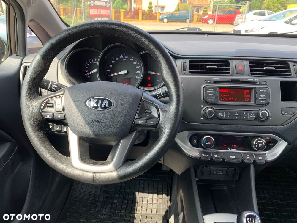 Kia Rio 1.2 Business Line - 28
