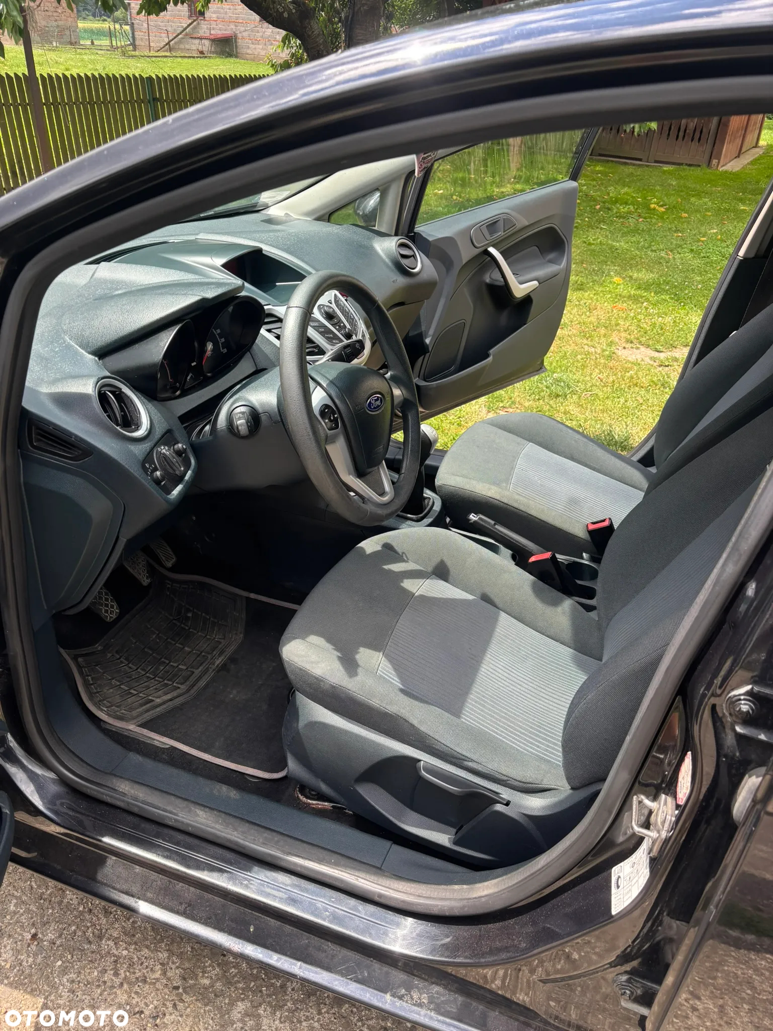 Ford Fiesta - 8