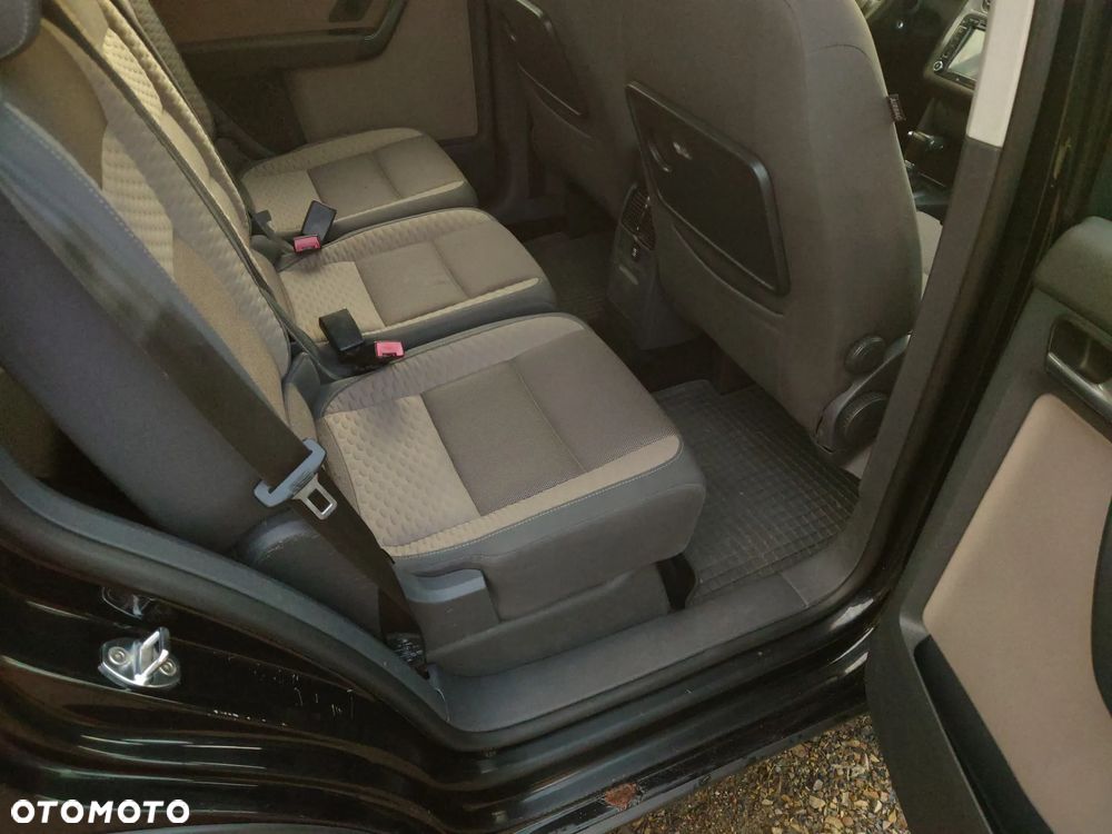 Volkswagen Touran 1.9 TDI DPF Cross DSG - 30