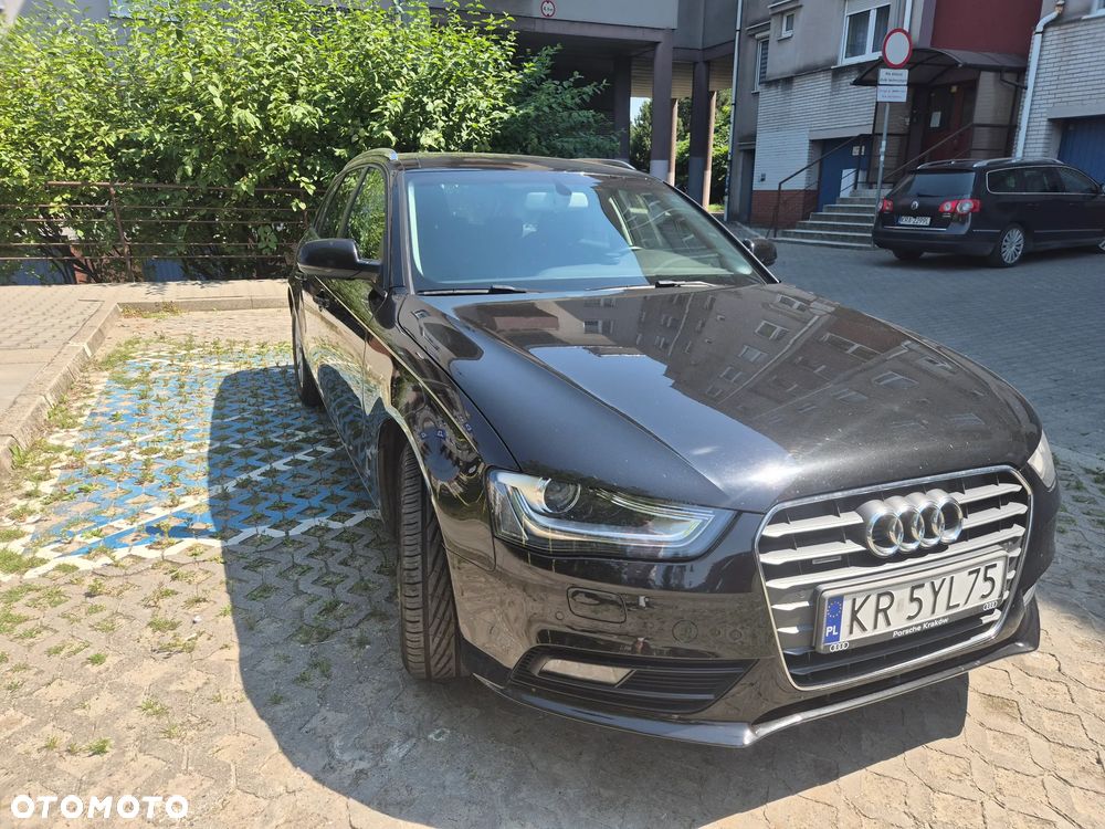 Audi A4 Avant - 1
