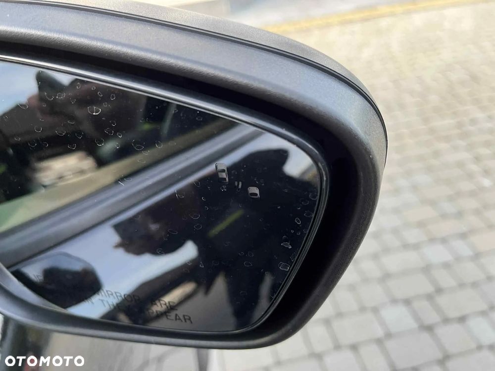 Ford Kuga 1.5 EcoBoost ST-LINE - 17