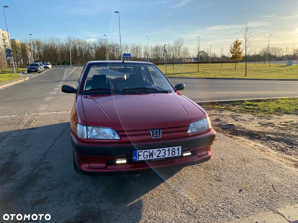 Peugeot 306 - 32