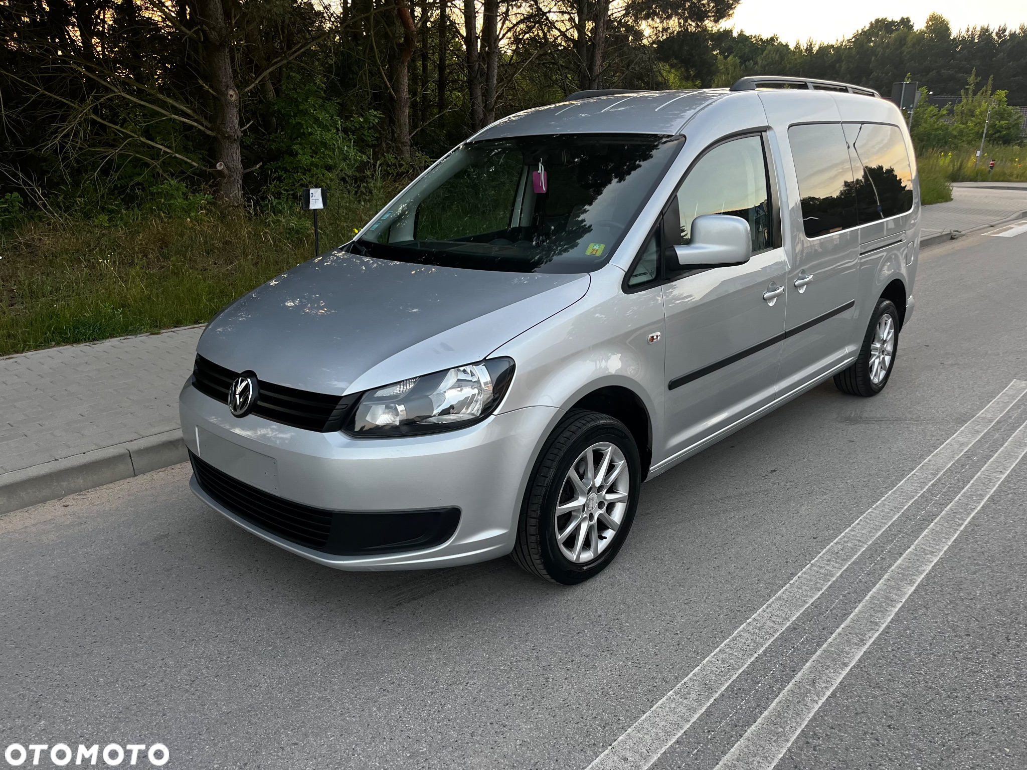 Volkswagen Caddy 1.6 TDI Comfortline - 12