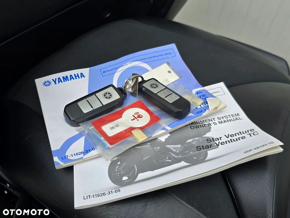 Yamaha Venture - 9
