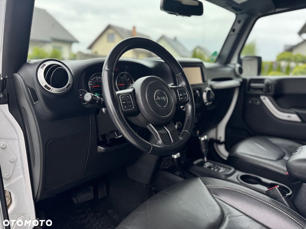 Jeep Wrangler Unlimited 2.8 CRD Automatik Sahara - 26