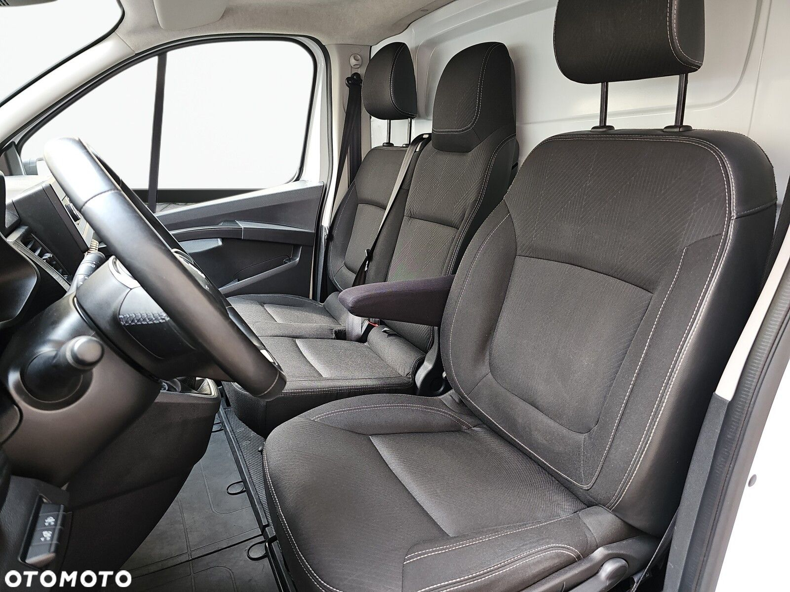 Renault Trafic - 14