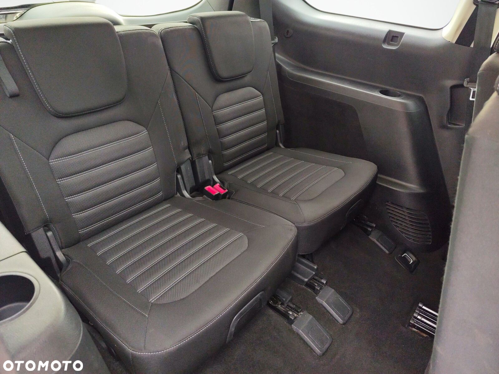 Ford Galaxy - 19
