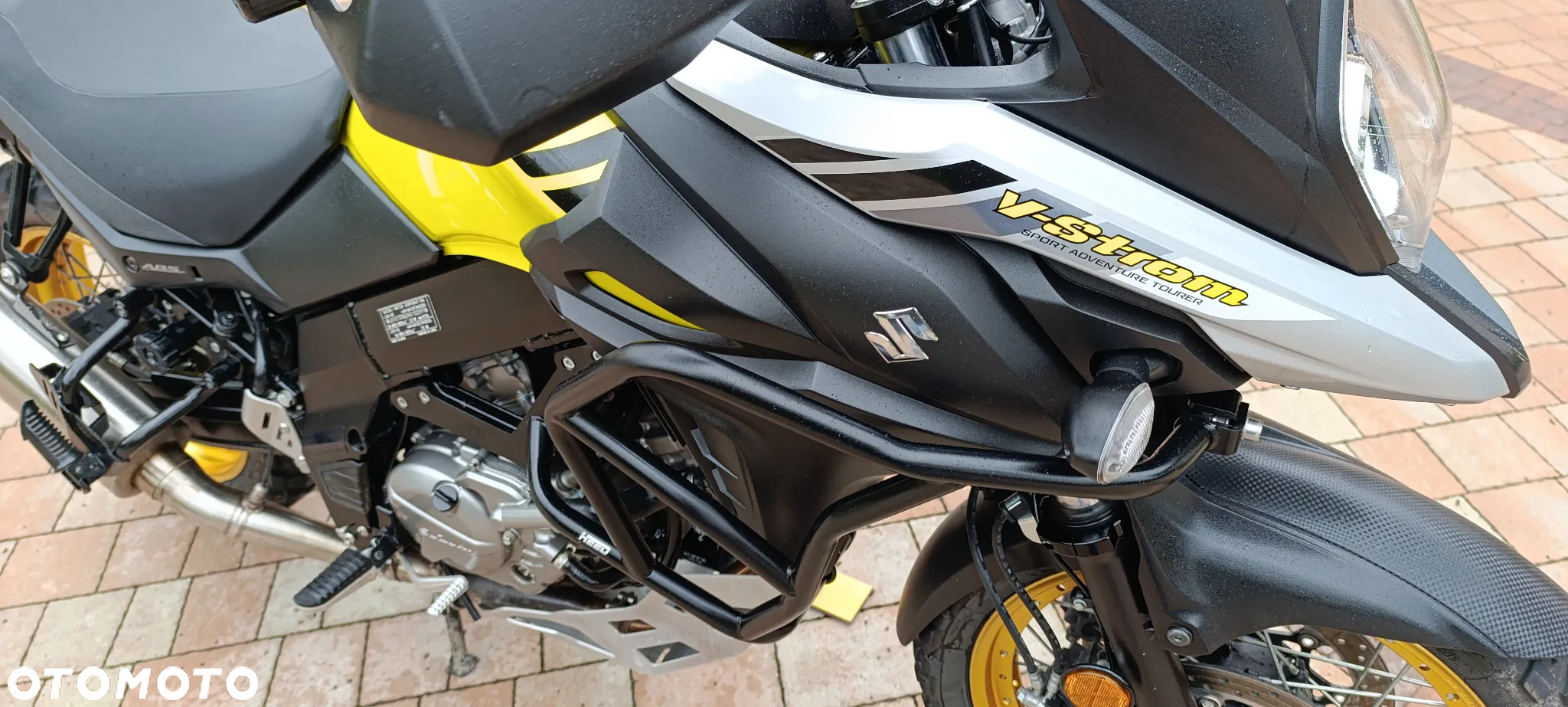 Suzuki V-STROM - 19