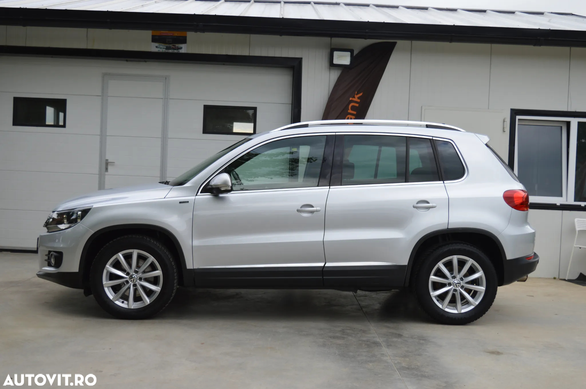 Volkswagen Tiguan - 3