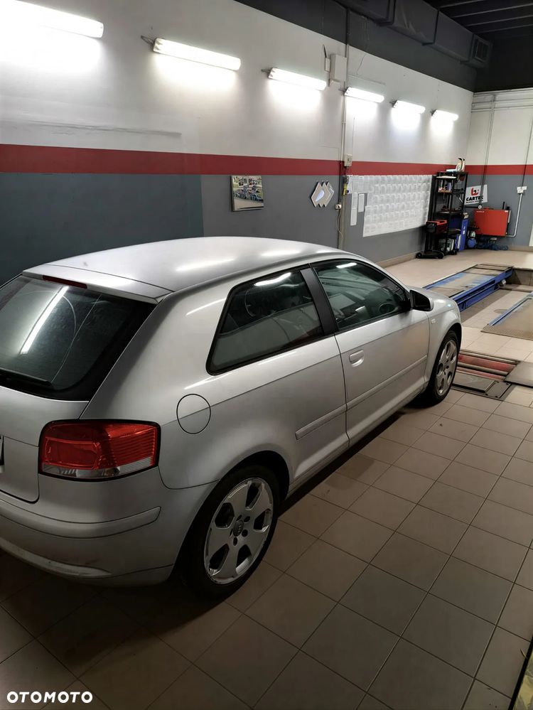Audi A3 3-drzwiowe 1.6 Ambiente - 3