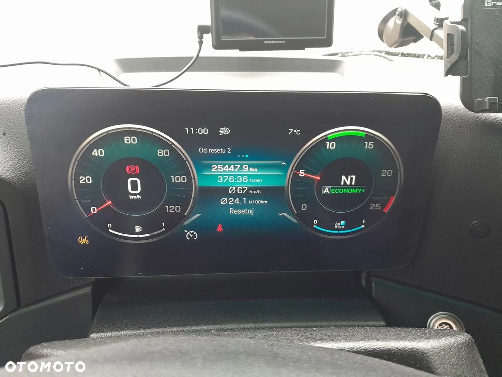 Mercedes-Benz Actros - 5