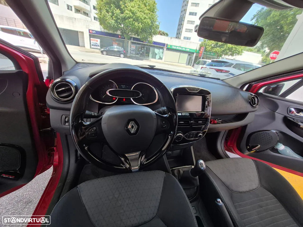Renault Clio 0.9 TCE Dynamique S - 11