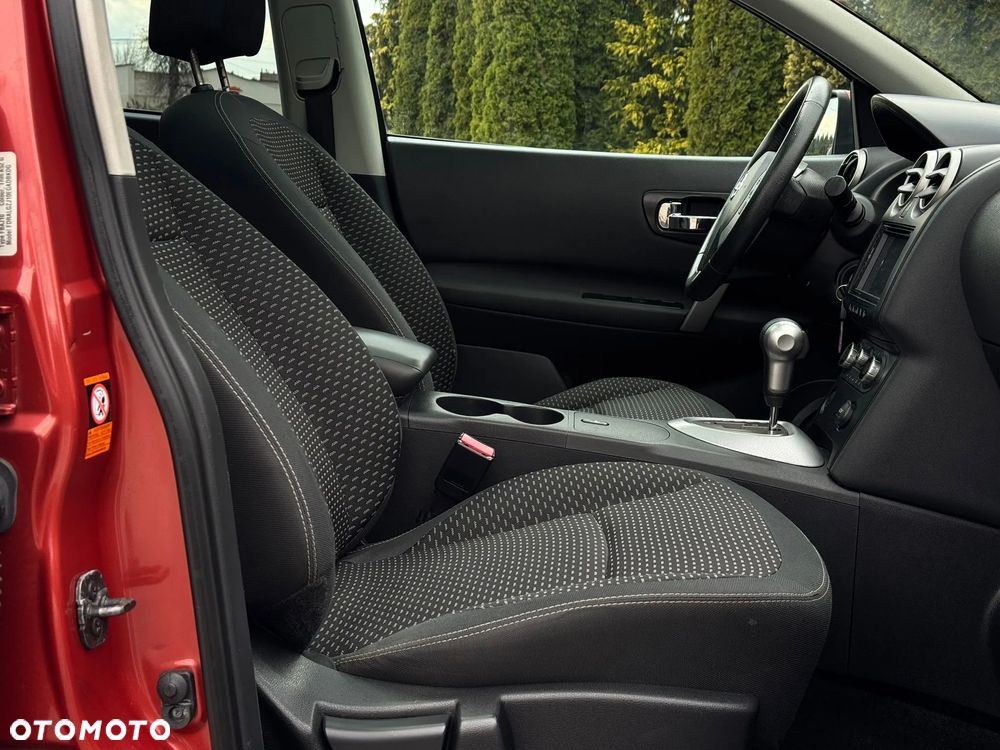 Nissan Qashqai 2.0 I-Way CVT - 22