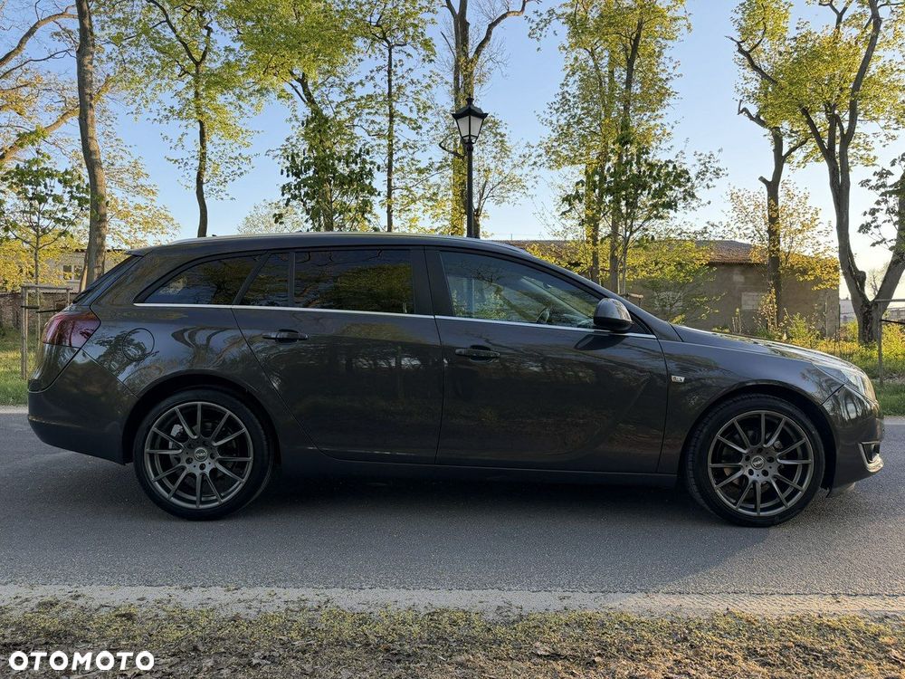 Opel Insignia - 12