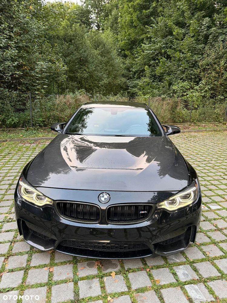 BMW M4 - 8
