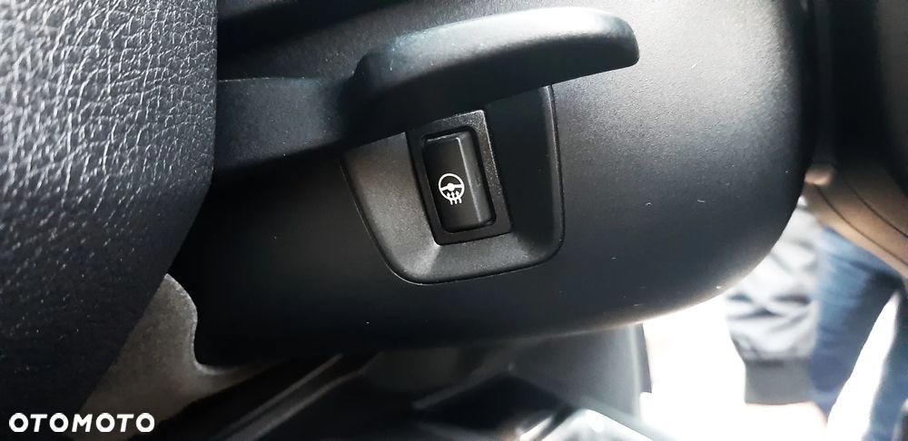 BMW Seria 3 335i xDrive - 15