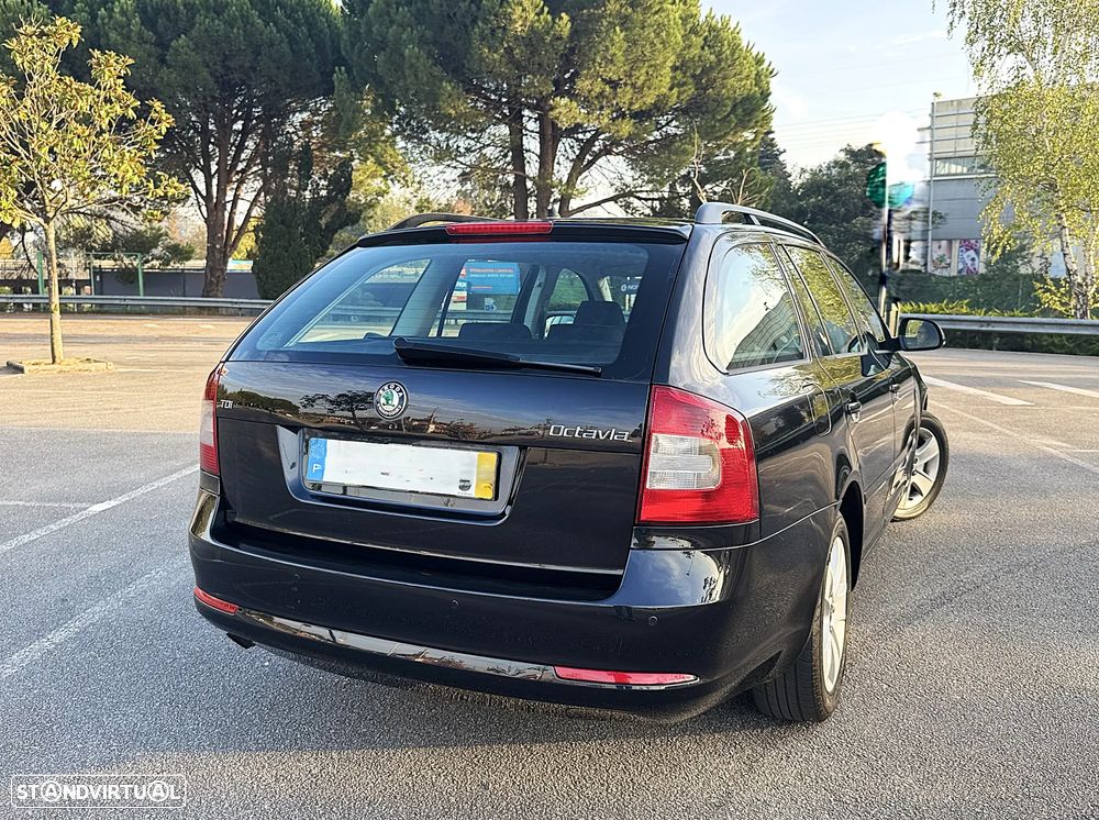 Skoda Octavia Break 1.6 TDi Sportline Pack - 4