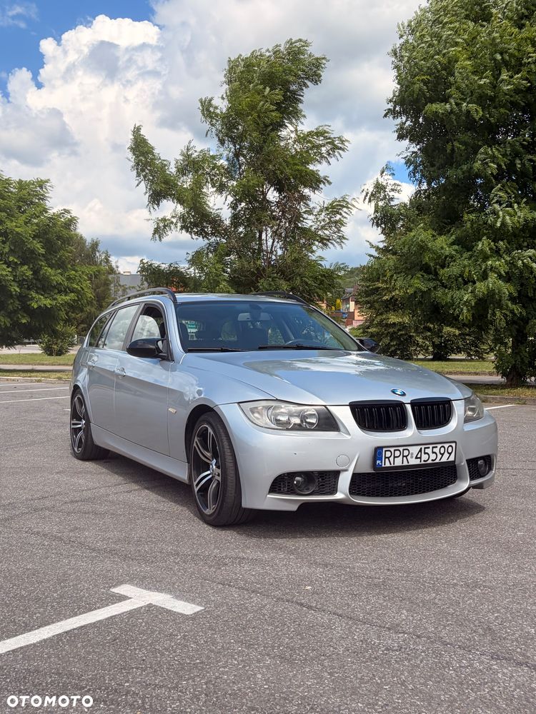 BMW Seria 3 325i - 3