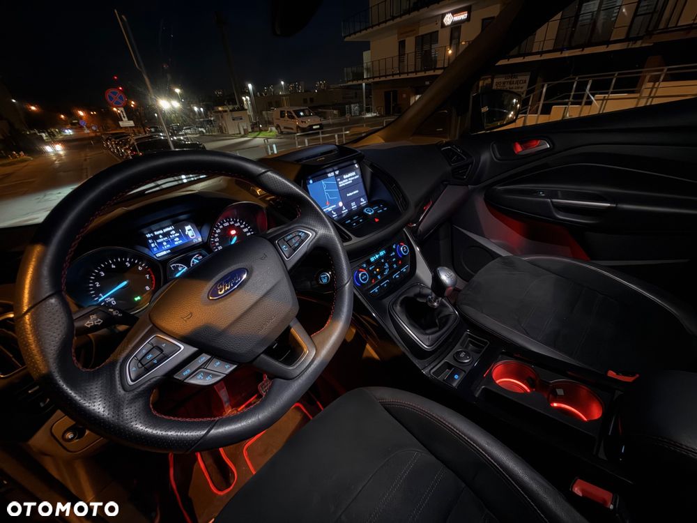 Ford Kuga - 6