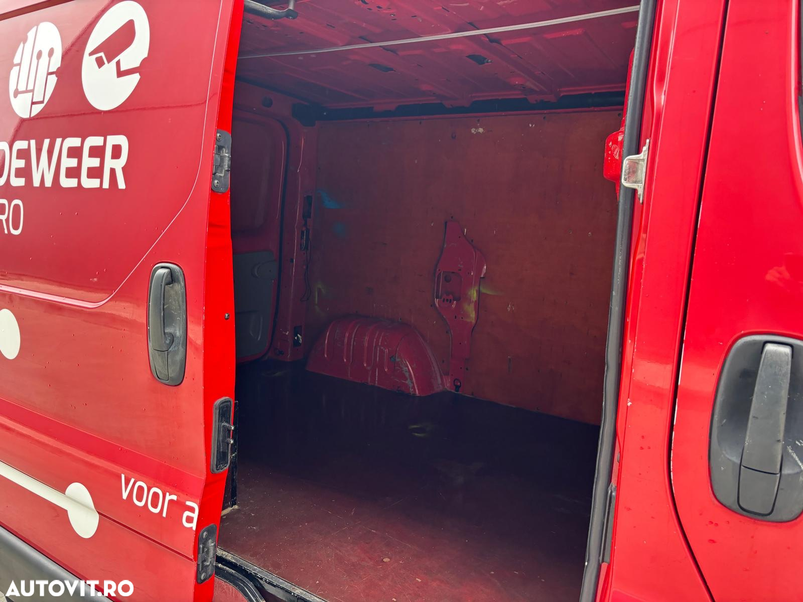 Opel Vivaro - 9