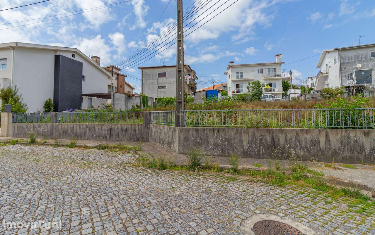 Terreno com Projeto Aprovado na Pousa – Barcelos - Grande imagem: 3/20