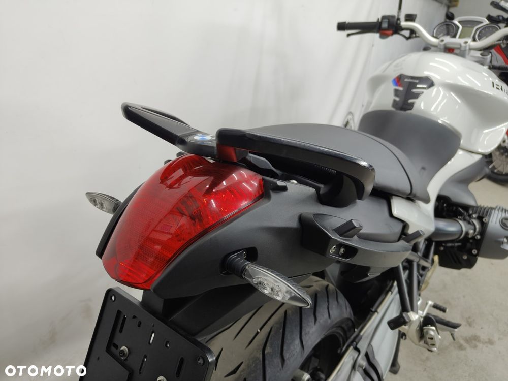 BMW R - 9
