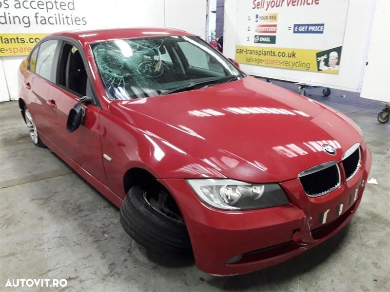 Dezmembrez BMW 320d E90 N47 - 4