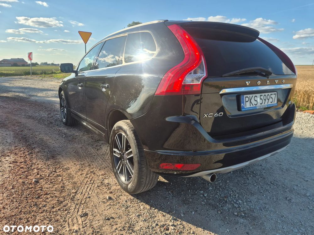 Volvo XC 60 D3 SCR Momentum - 3