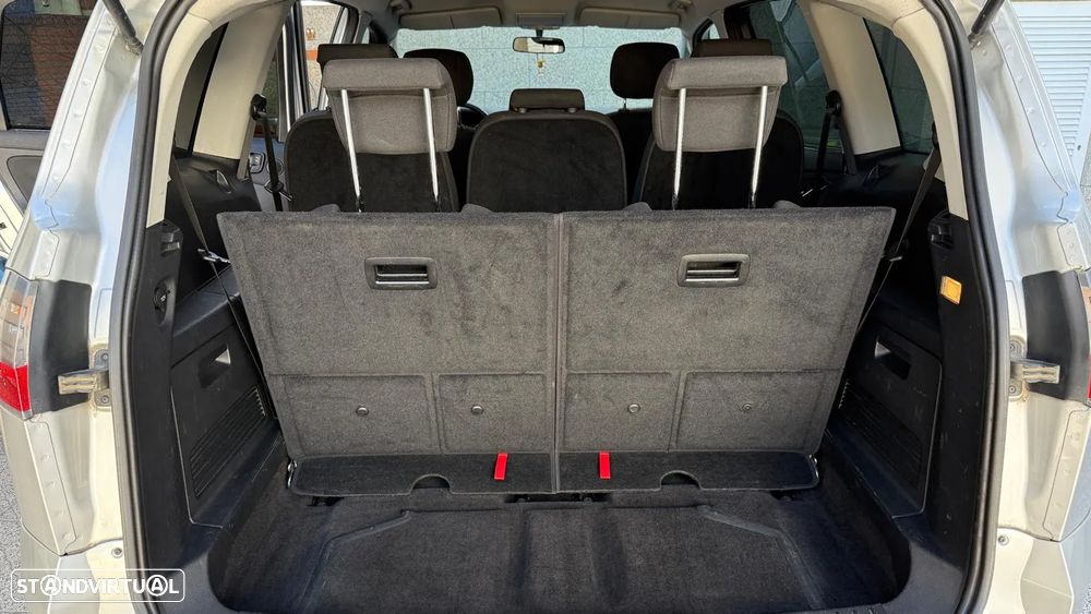Ford S-Max 1.8 TDCi Titanium 7L - 14