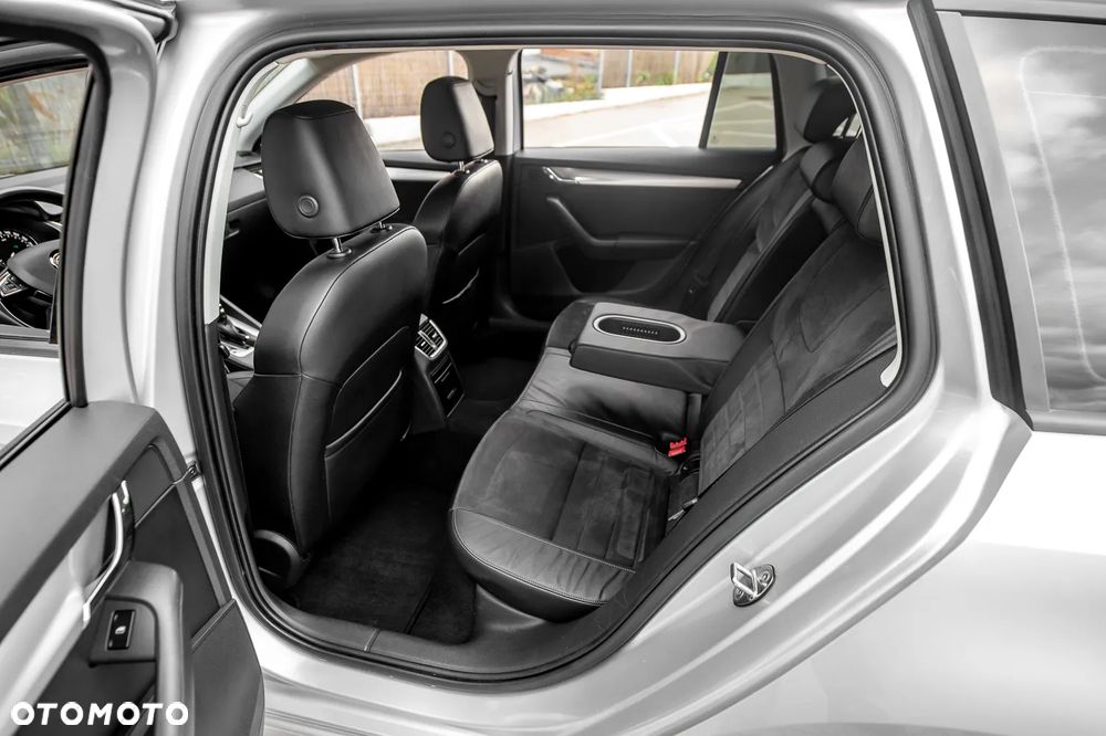 Skoda Octavia 1.8 TSI (Green tec) DSG Style - 9