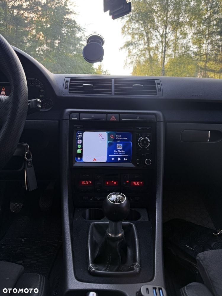 Audi A4 Avant 2.0 TDI - 8