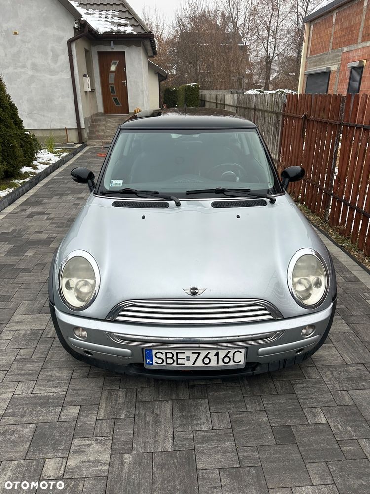 MINI Cooper Standard - 2