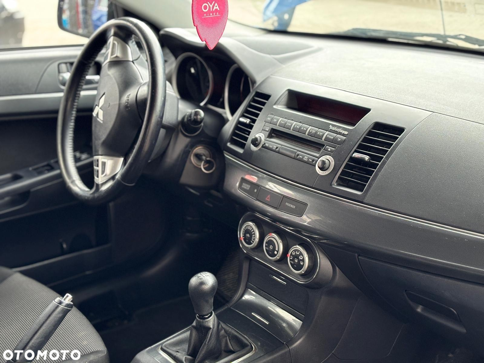 Mitsubishi Lancer 1.8 Instyle - 11