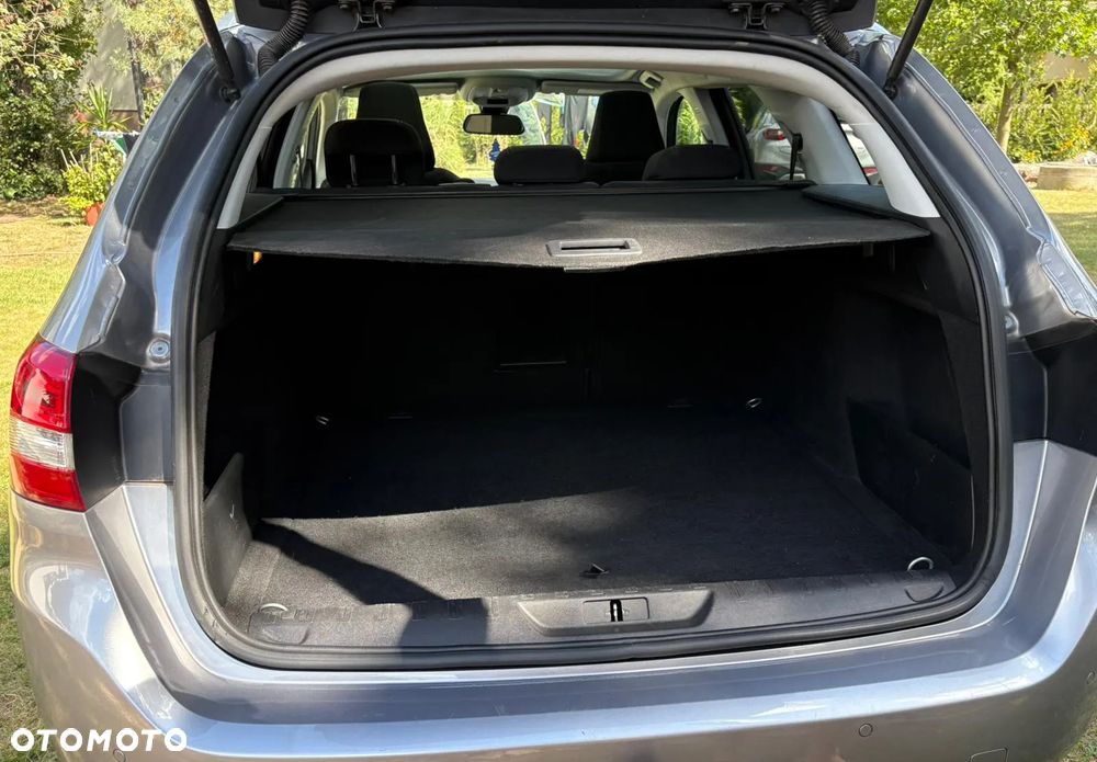 Peugeot 308 1.5 BlueHDi Allure Pack S&S - 8