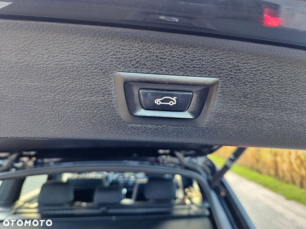 BMW X3 xDrive20d - 23