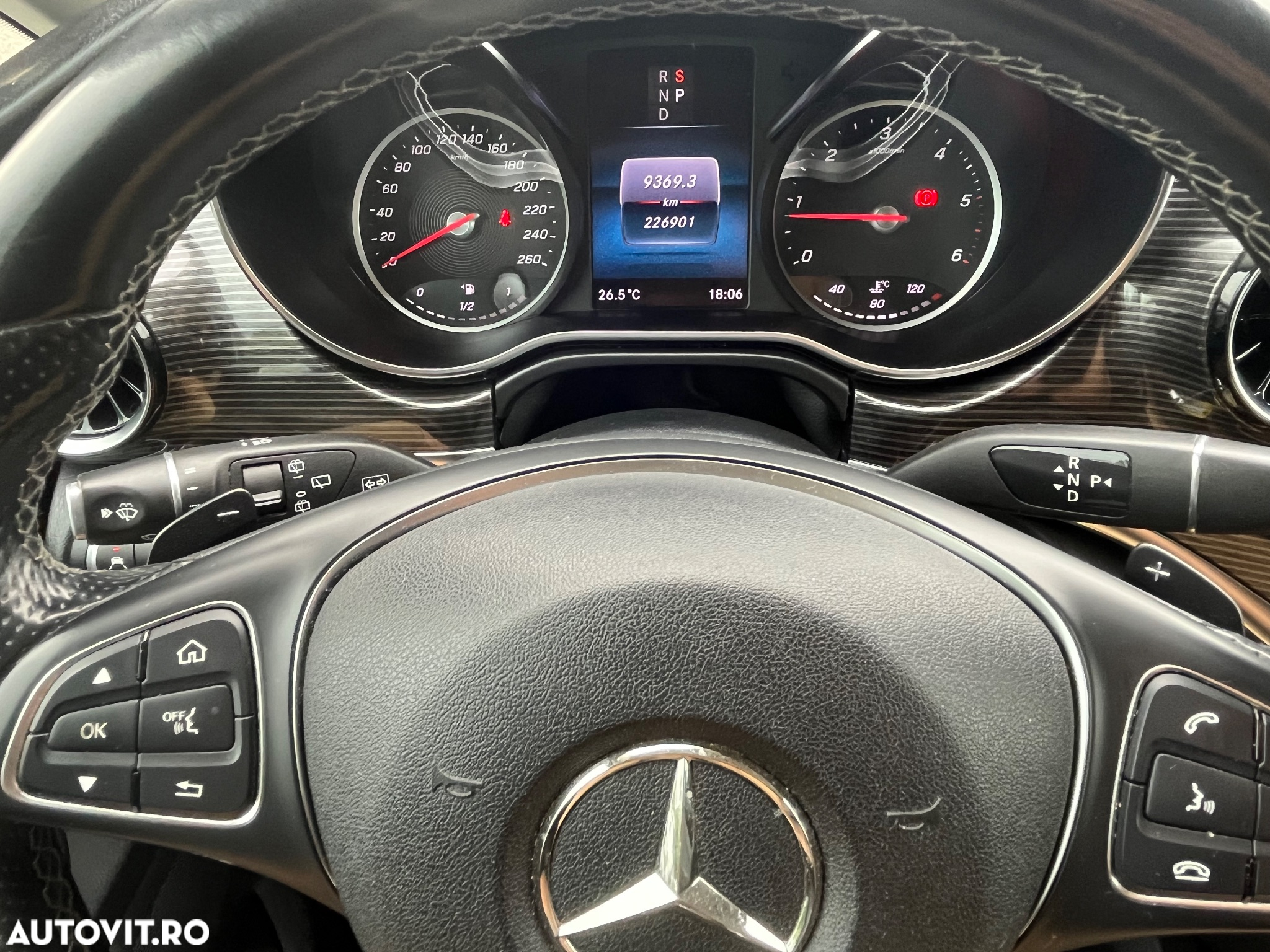 Mercedes-Benz V 220 d Combi Lung 163 CP RWD 9AT Avantgarde - 34