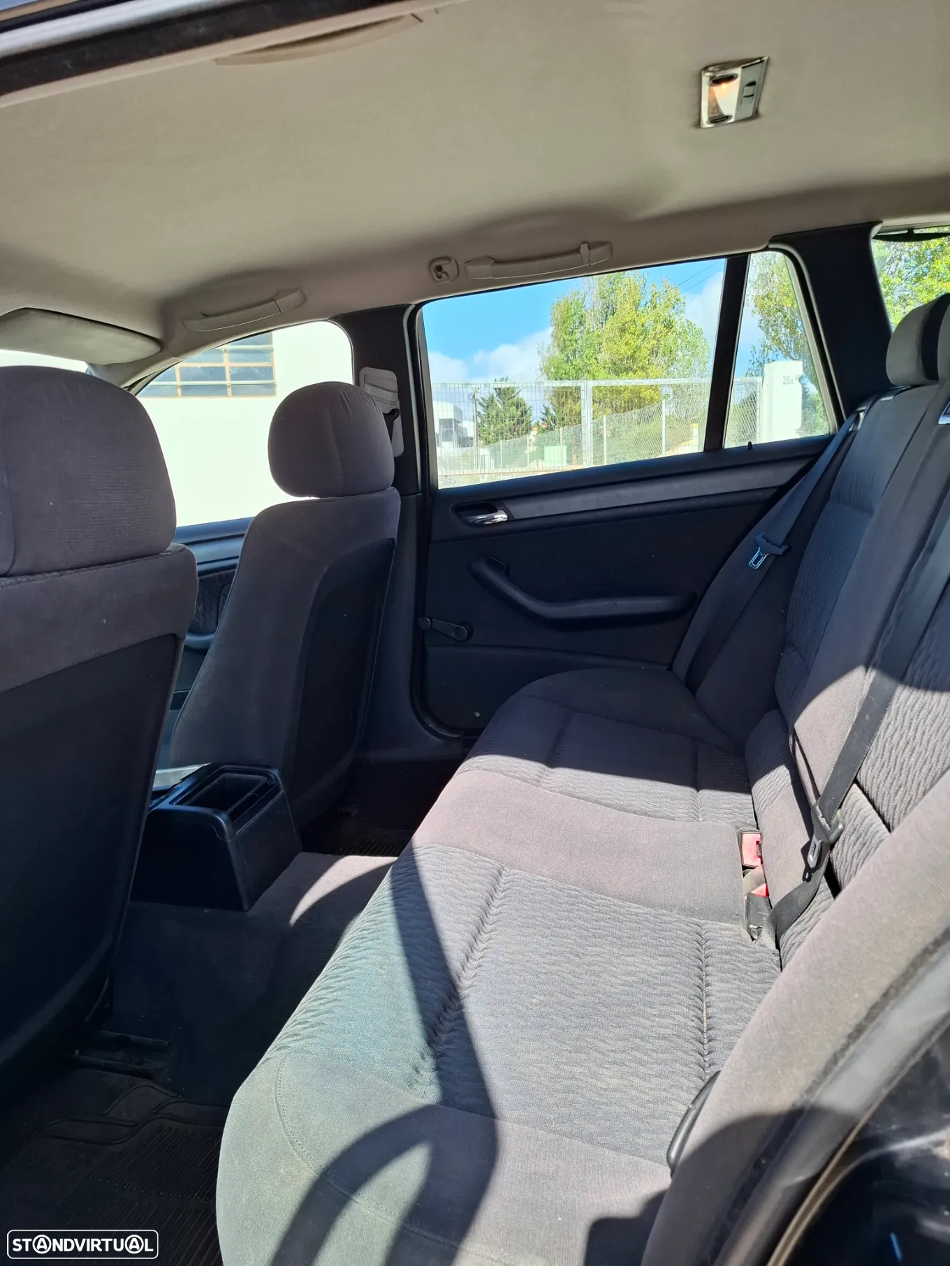 BMW 320 d Touring - 9